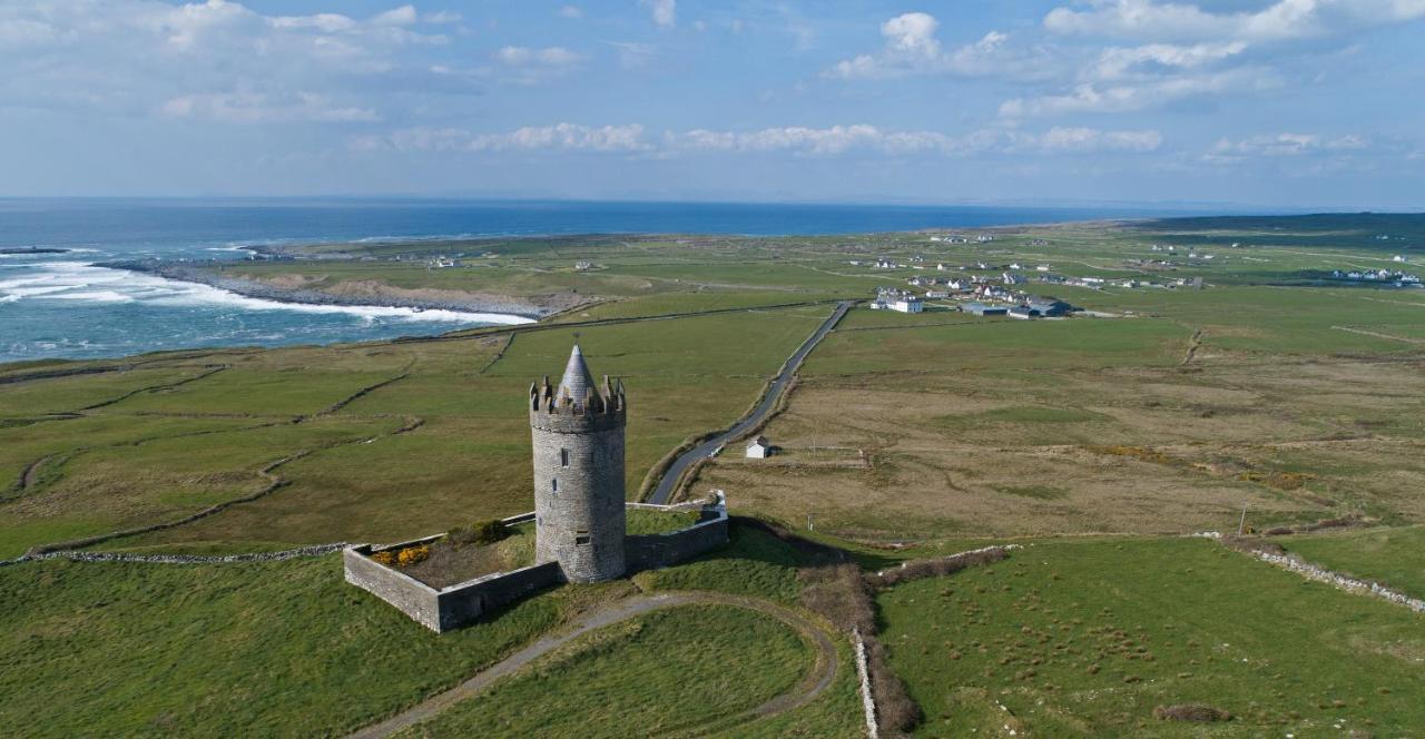 Bed and Breakfast Lahinch View Дулін Екстер'єр фото
